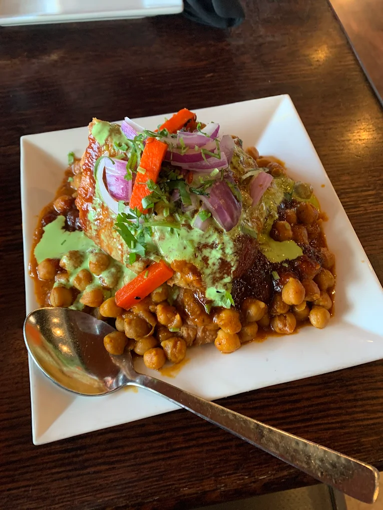 Dine-in experience at Clay Oven Express downtown Winnipeg